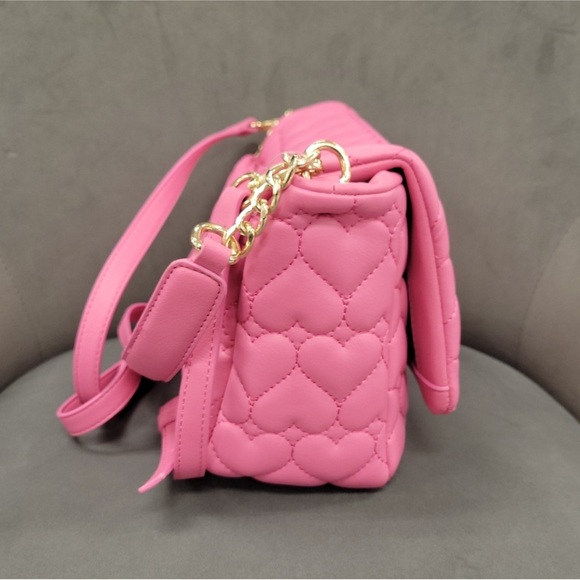 Bubblegum pink Juicy Couture Crossbody bag! - Picture 2 of 4